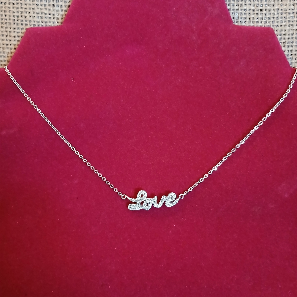Necklace Love pendant Steeling Silver.925